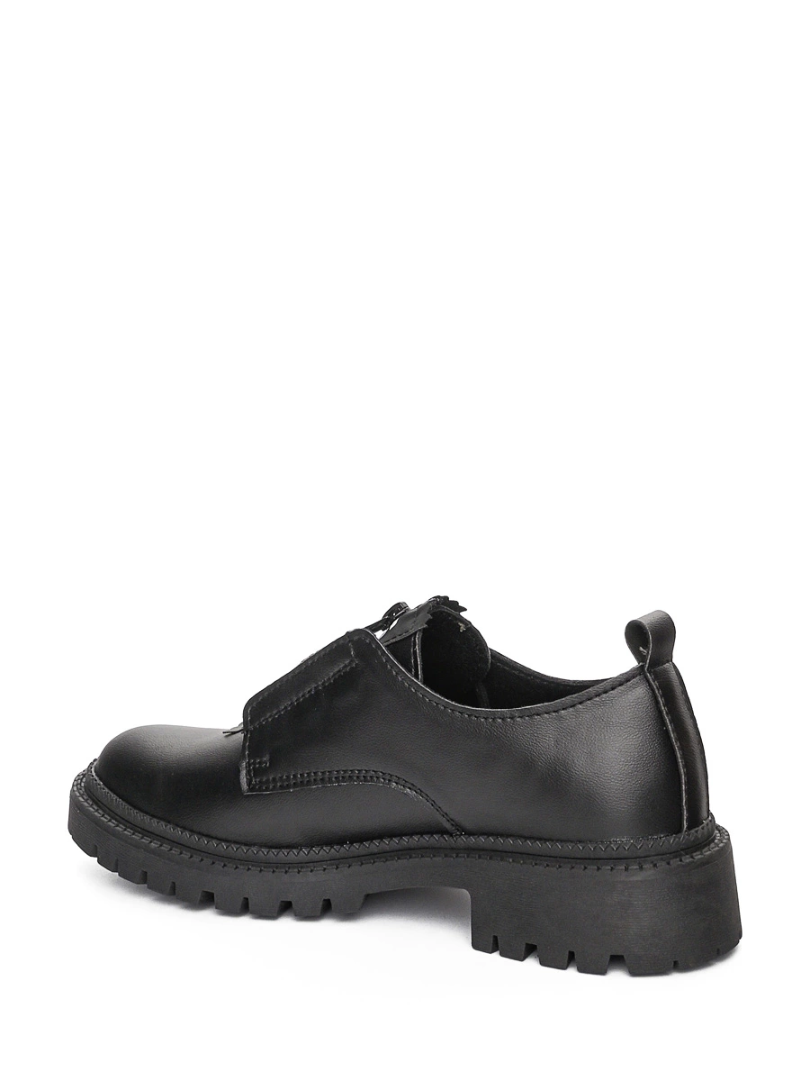 Черные туфли на шнуровке